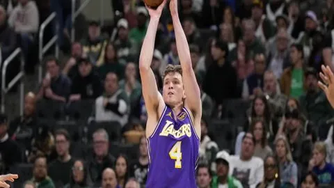 香港冰雪盛宴，中国队伍熠熠生辉